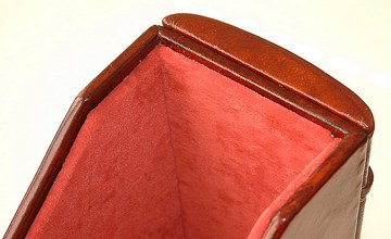 Skórzany segregator pudło